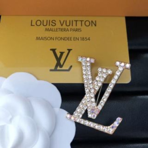 BROOCHES - Picture 6 of 16